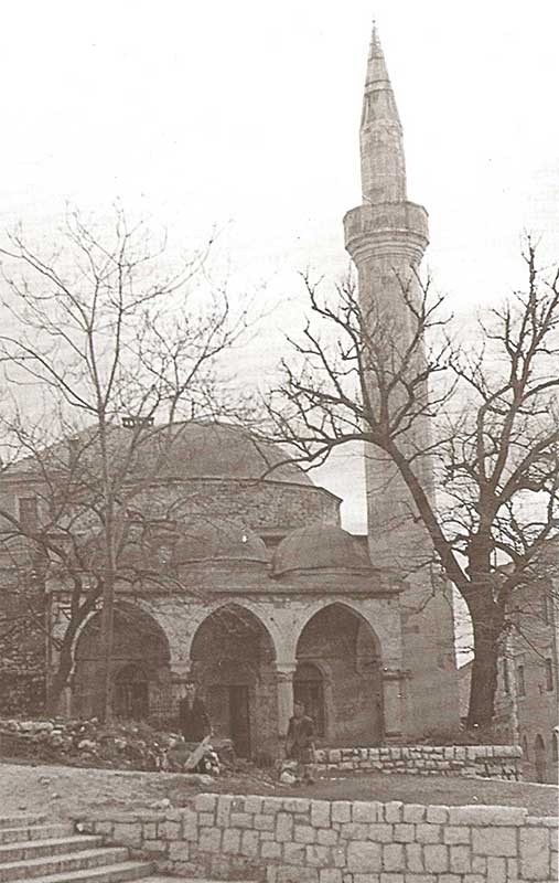 Stari nišani iznad sela Budmolića kod Tarčina